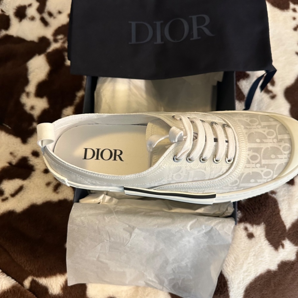 Dior B23 Low-Top Sneaker - Picture 2 of 9
